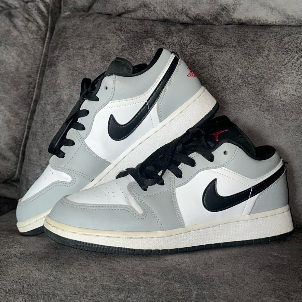 Jordan 1 Low Light smoke Grey